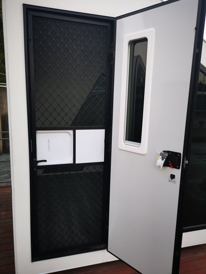 Pymble Pod 4.5sqm double door - flyscreen